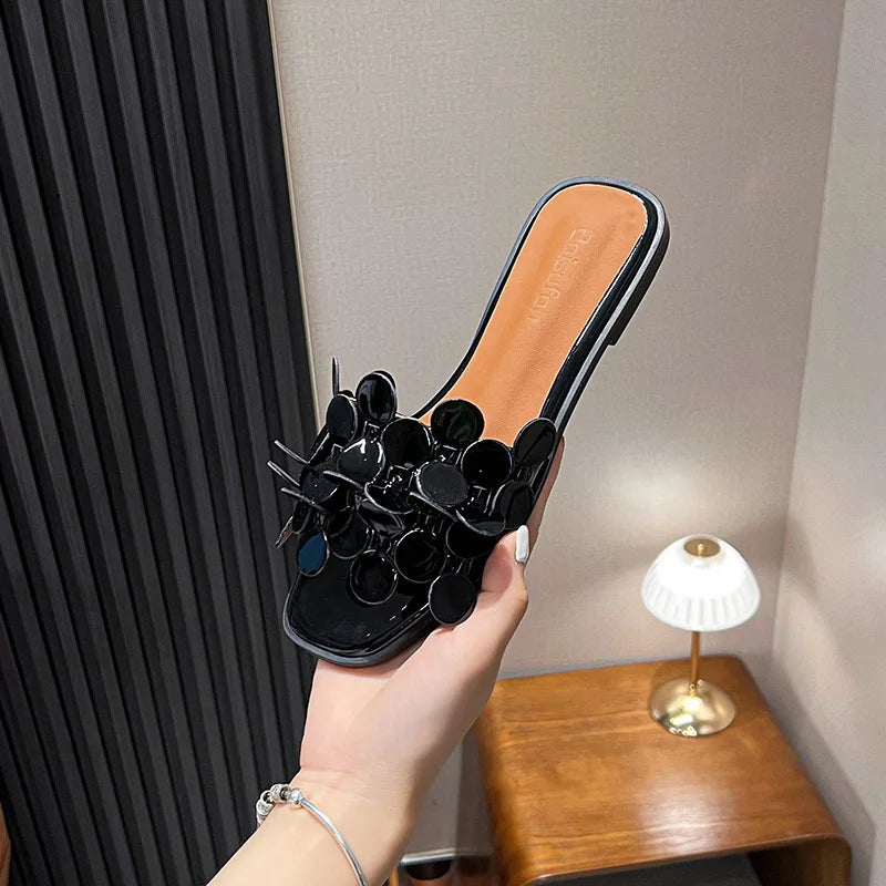 Luxury Floral Petal Flat Sandals Women 2025 Casual Slides Open Toe Sandalias Mujer Flipflops Home Slippers Femme Pantuflas Shoes