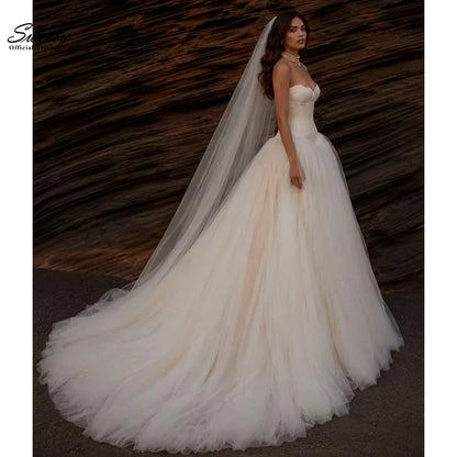 Elegant Wedding Dresses Bride Satin With Ruffled Organza A-Line Bride Dress Strapless Sleeveless Ball Gown Customized Robe Marié