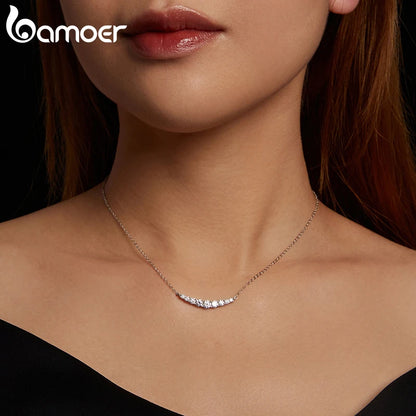 BAMOER Moissanite Smile Necklace, Round Brilliant Cutting Lab Grown Diamond Gold Plated 43cm 925 Sterling Silver Necklaces