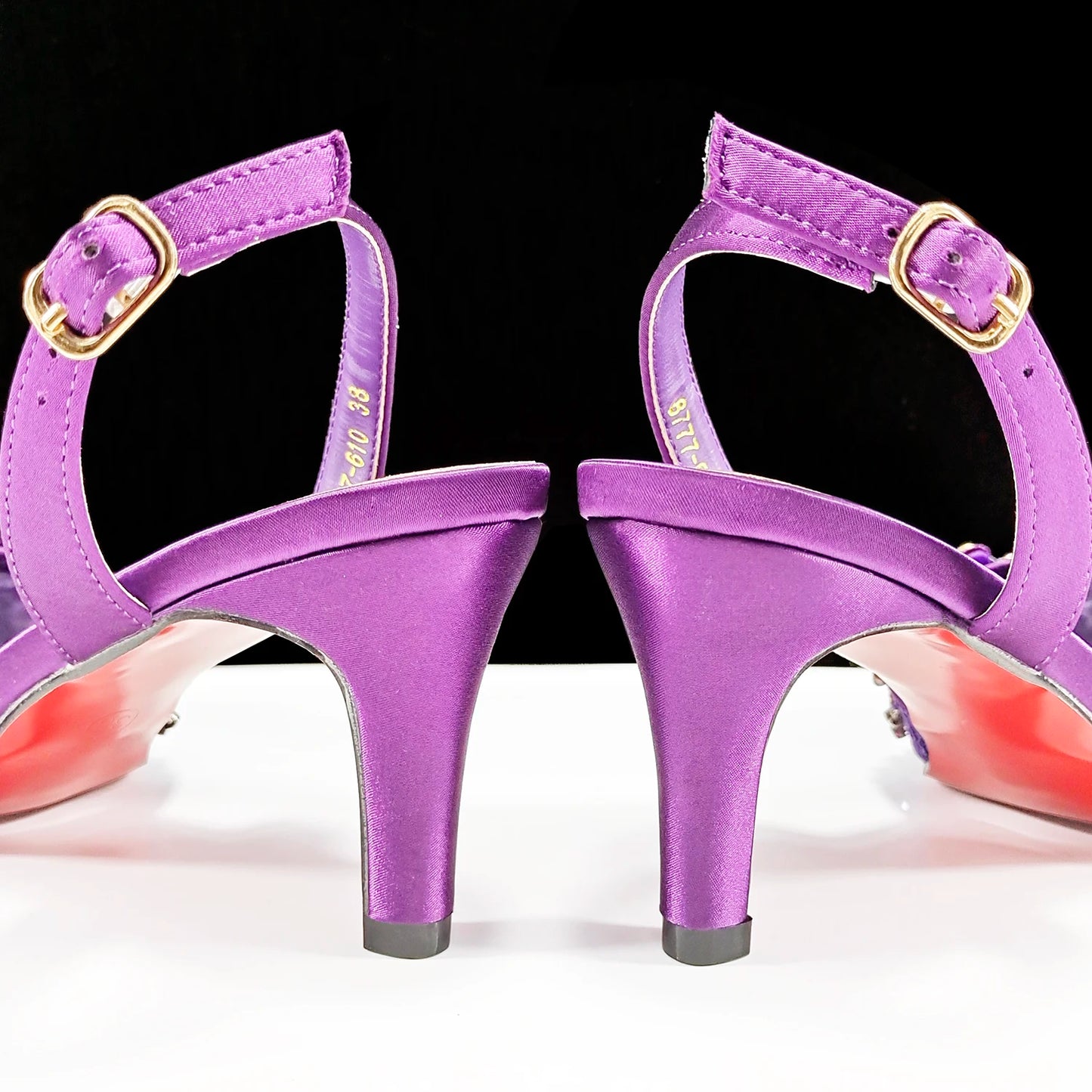 Queena Yan New Arrival Purple Color Rhinestone Decoration Design Party Wedding Lady Pointed Toe High Heels and Bag Set