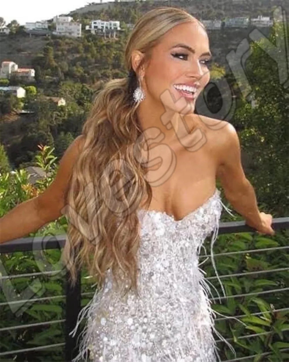 Sexy Short Wedding Dress Women Luxury Sequin Bridal Gowns  Spaghetti Straps Sweetheart Bride Dresses Custom vestido de novia