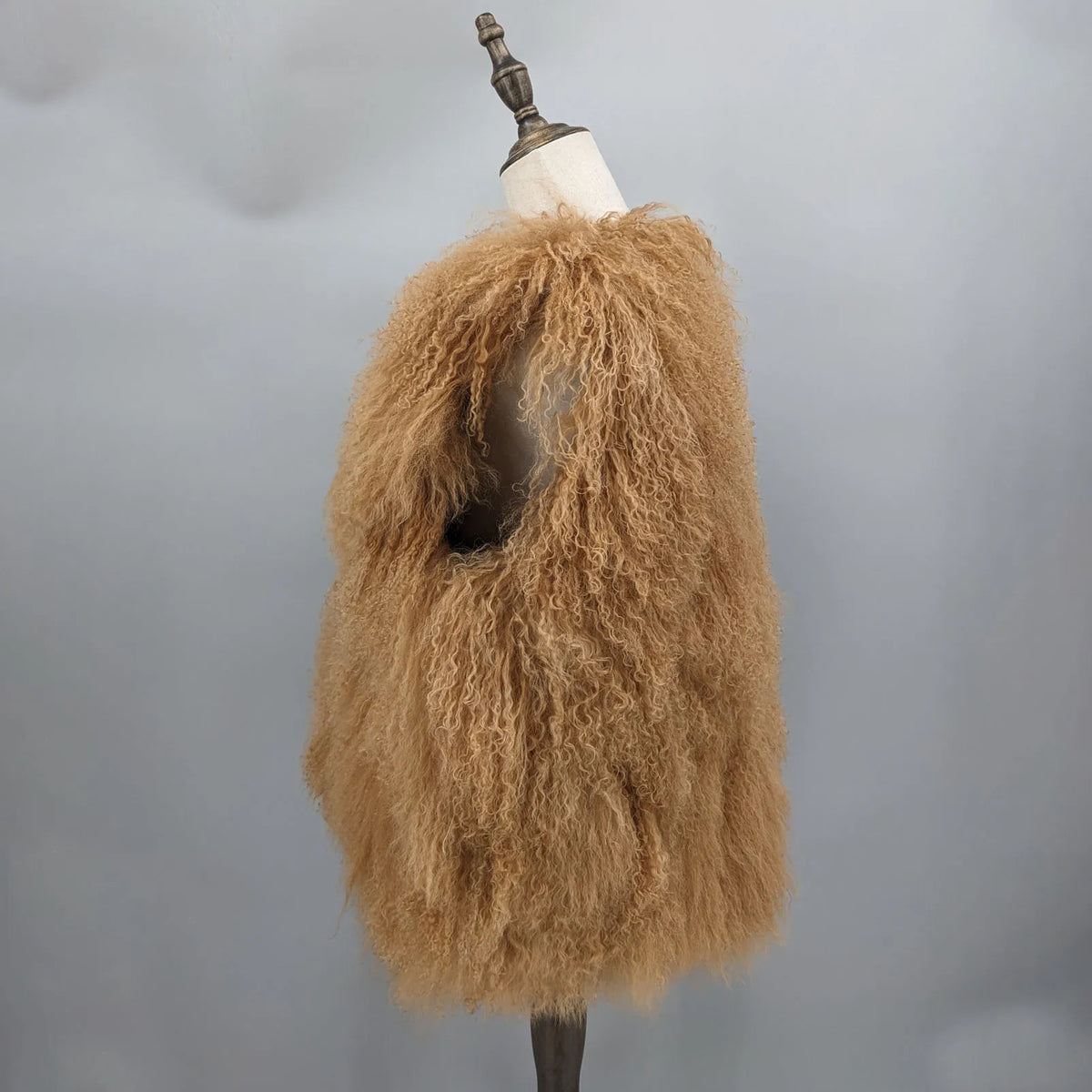 Lady Real Mongolian Sheep Fur Vest Thick Warm Winter Sleeveless Jacket Length 62 cm 250801