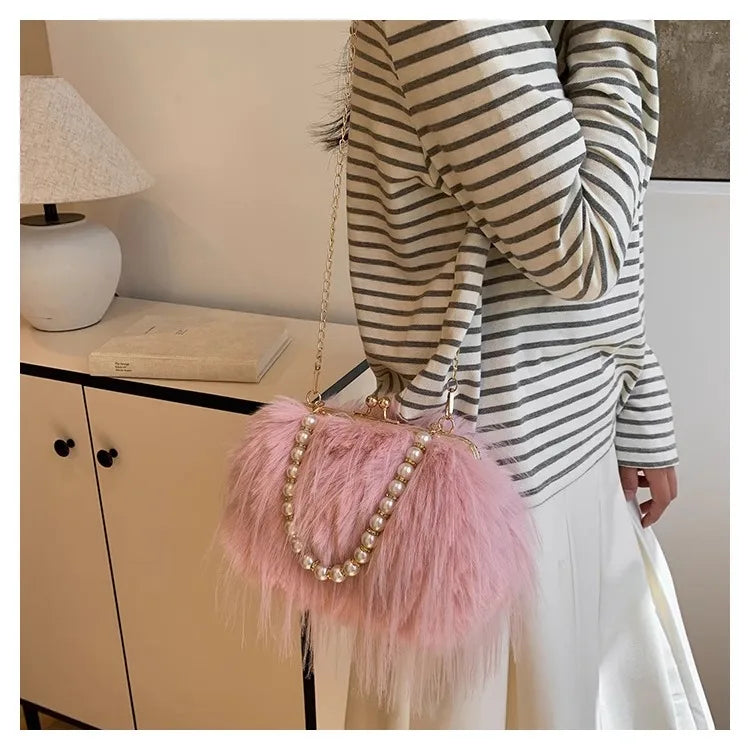 Beading Chain Women's Evening Plush Handbags Faux Fur Tassel Ladies Shoulder Bag Elegant Female Crossbody Bags Party Furry Purse