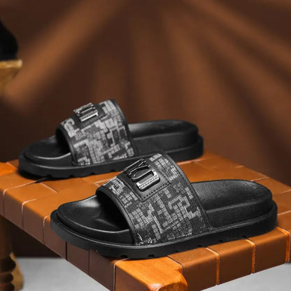 Summer 2026 Large Size Luxury Buckle Trendy Full Face Bread Slippers Retro Casual Beach Slippers Comfortable Roman Style Sandals