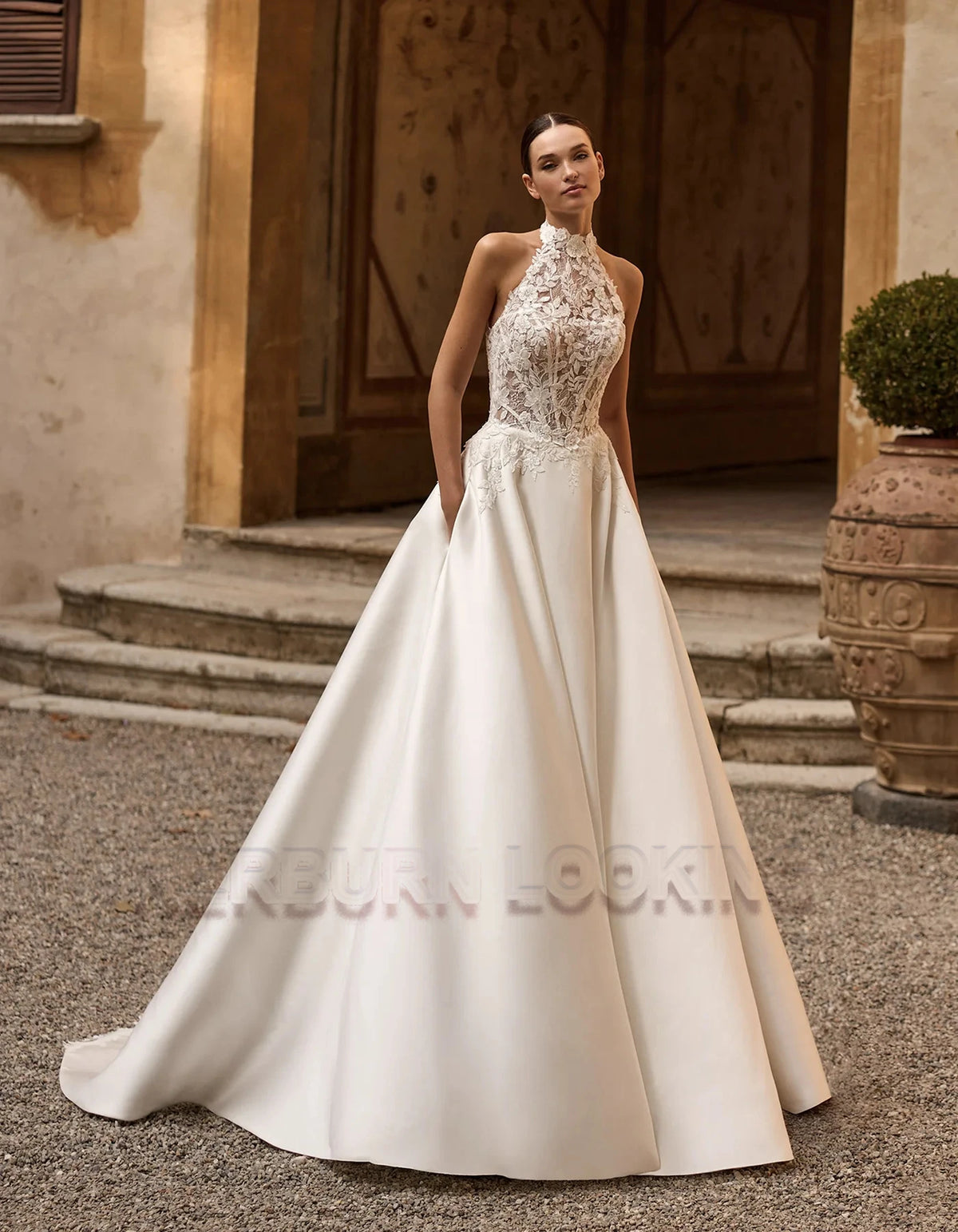 HERBURN Mordern Halter Wedding Dresses for Women Lace Appliques Pocket Pearls Button Backless Bride Vestidos De Novia Customized