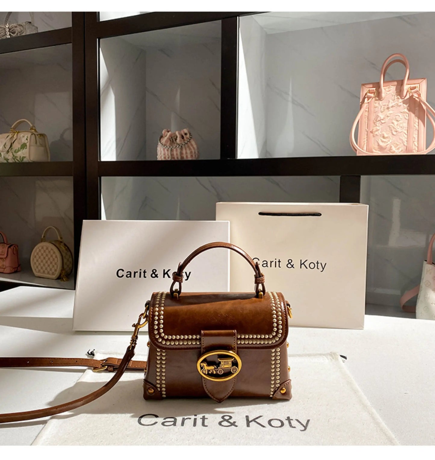 2025 Winter New in Handbags and Luxury Designer Bags for Party Popular and Delicate Square Make Up Handbag with Premium Leather