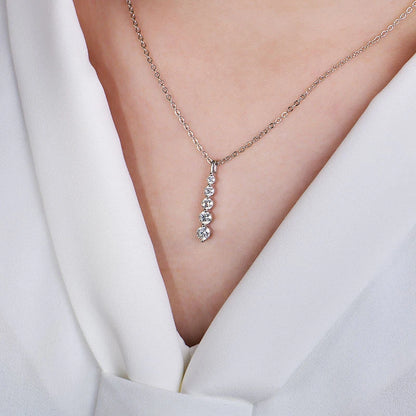 Rrjzz D Color Round Moissanite Pendant Necklace for Women 14K Gold Filled 5-Stone Lab Imitation Diamond Necklace GRA Certified
