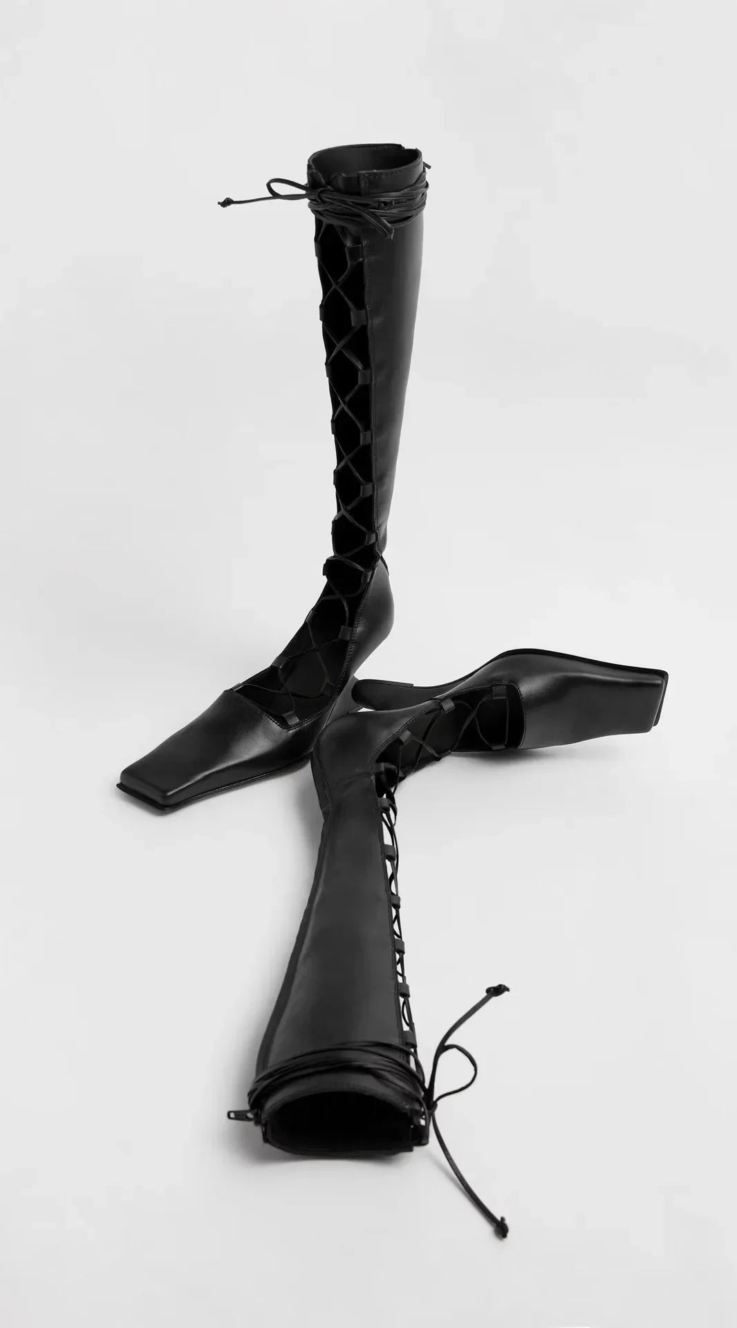 2026 Summer Hollow Out Strap Square Shaped Thick High Heels Summer Cool Boots Fashionable and Sexy Women's Sandals