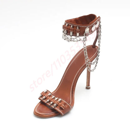 New Catwalk Bullet Chain Roman Sandals 2025 Summer Sexy Ladies Stilettos Black/brown Fashion Party Casual Open Toe Sandals