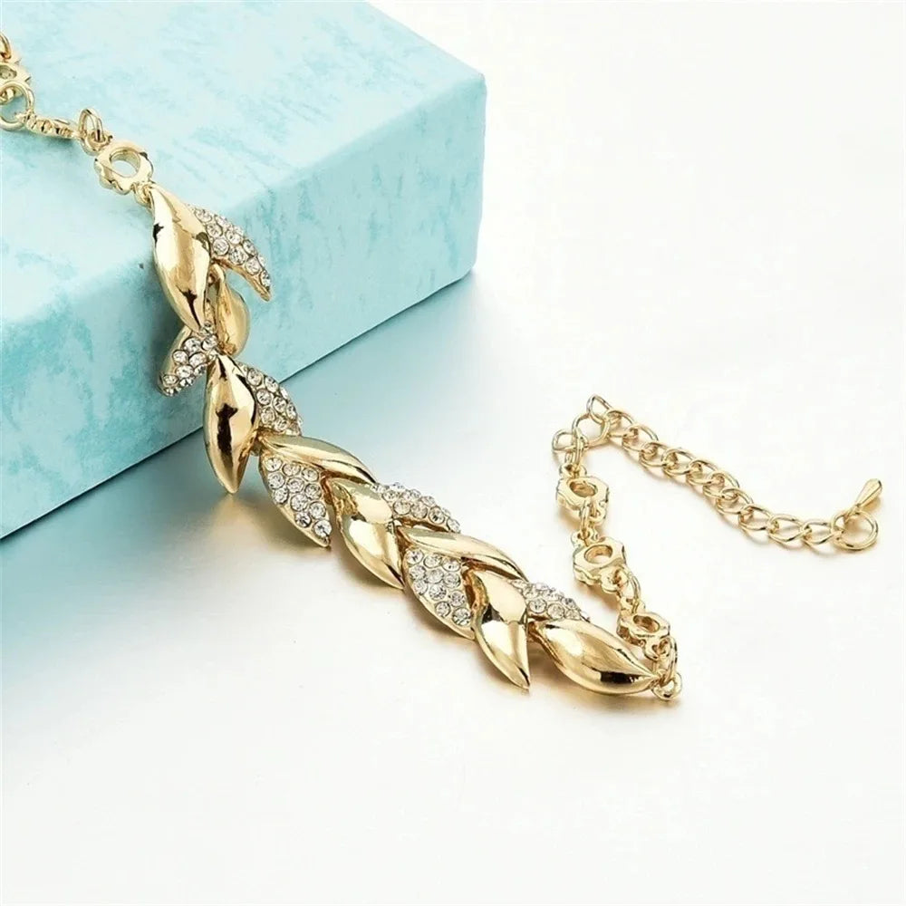 Luxury Love Braided Leaf Bracelet Charm Crystal Wedding Bracelets for Women Anniversary Valentines Day Gifts Aesthetic Jewelry