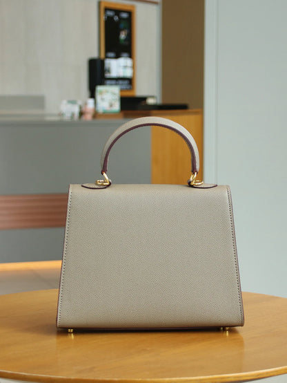 2026 High-End Portable Fashion Ladies Bag Temperament Small Bag Palm Crocodile Handbag OL Commuter Joker Work Bag Light Luxury S