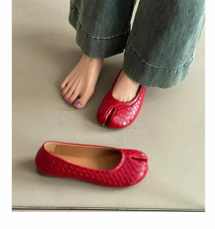 French Retro Split Toe Ballet Flats Women Red Woven Detail Tabi Slip On Shoe Woman Faux Leather Moccasin Daily Work Office Flats
