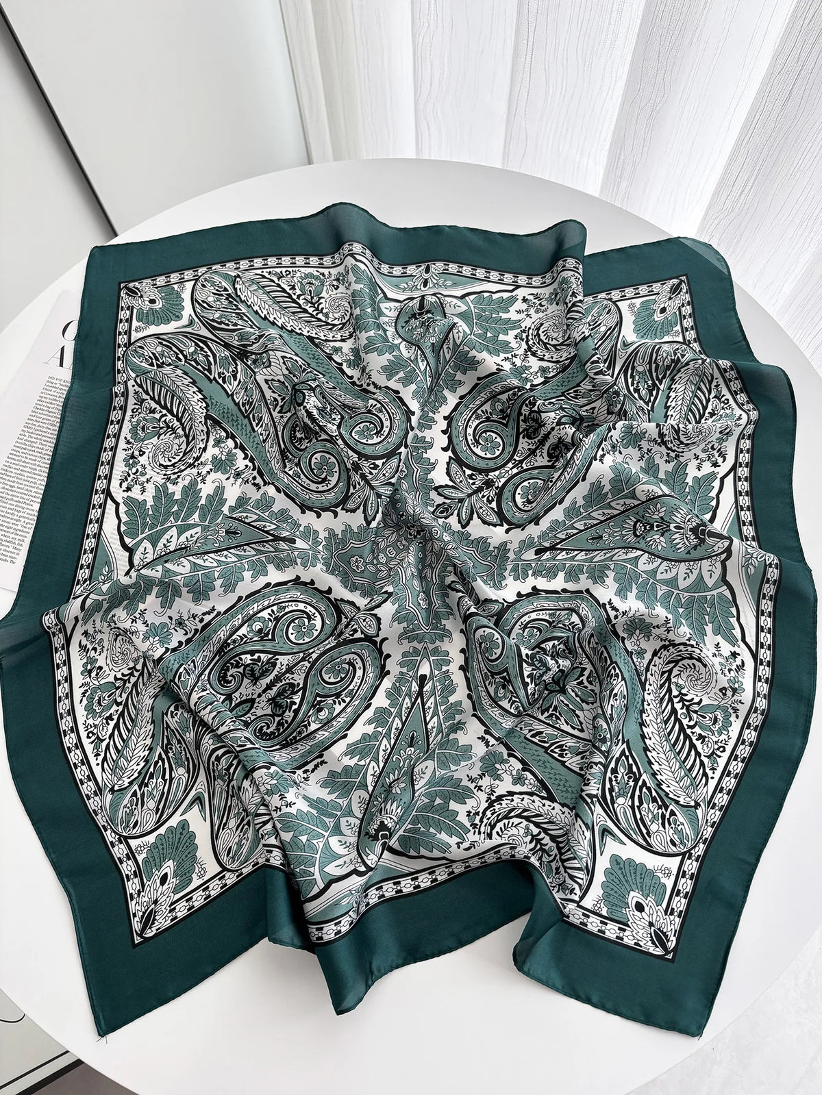 2026 New Elegant Fashion 70X70cm Printed Women's Scarf Silk Scarf Square Shawl Decorative Headband Neck Luxury Design Bandana