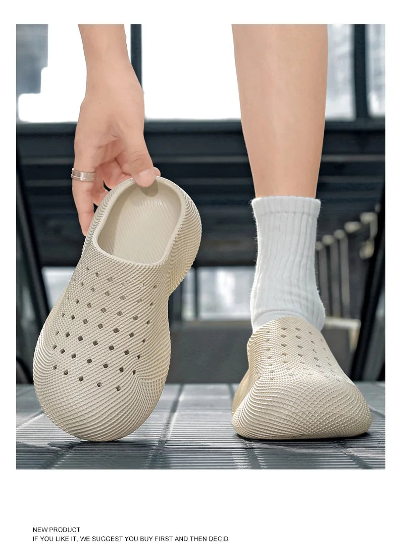 New Summer Fashion Couple Slippers EVA Baotou Men's Sandals Outdoor Thick Bottom Hole Shoes Luxury Beach Men Garden Shoes