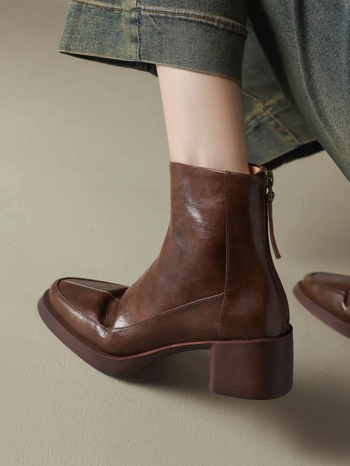 Plus Size 34-43 Cow Skin Round Toe Zipper High Heels Modern Motorcycles Boots Warm Winter Shoes Dating Retro Brand Ankle Boots