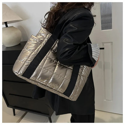 Space Padded Women Shoulder Bags For Winter 2025 Large Capacity Black Handbags Designer Nylon Cotton Warm Tote Solid