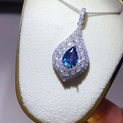 Luxury 18K white Solid Platinum PT950 certifid 2 carat water drop moissanite pendant color diamond inlaid necklace for women