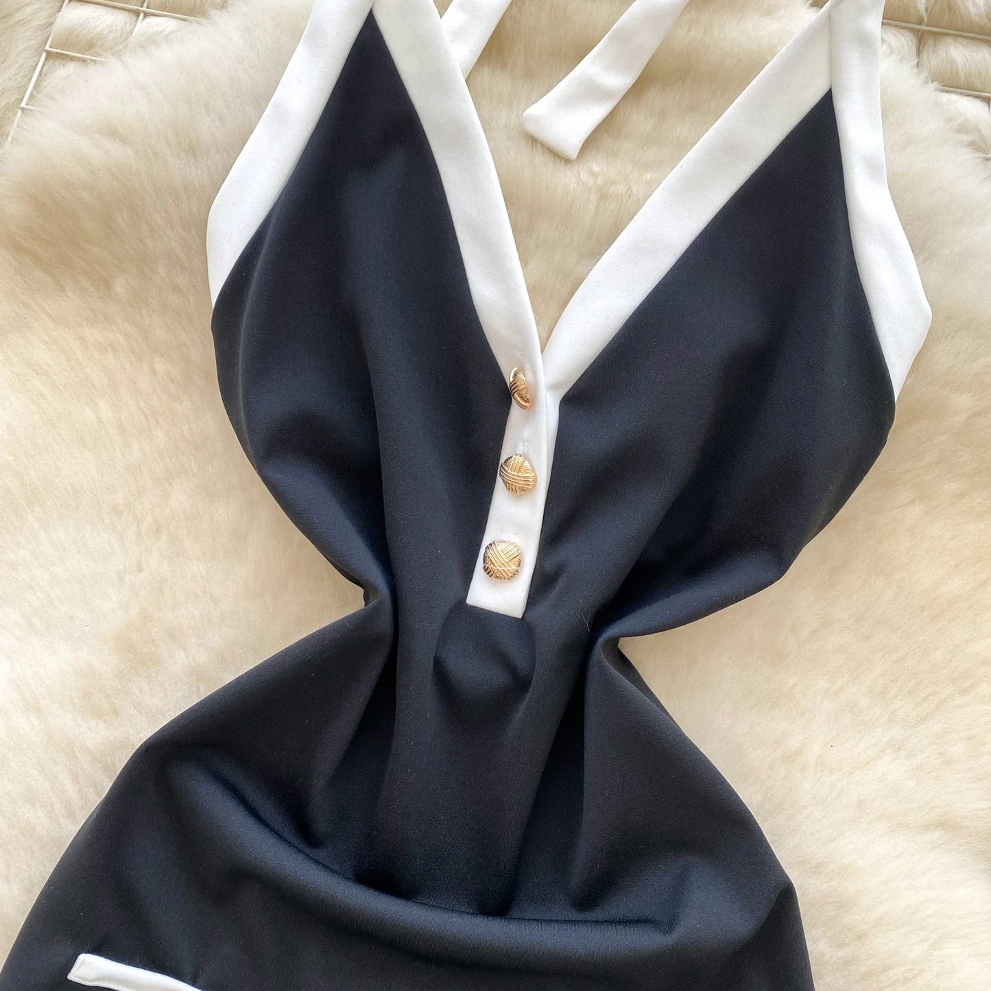 SINGREINY Ins Beach Jumpsuits Ladies Halter Sleeveless Button Design Backless Bodysuits American Retro Solid OL Slim Playsuits