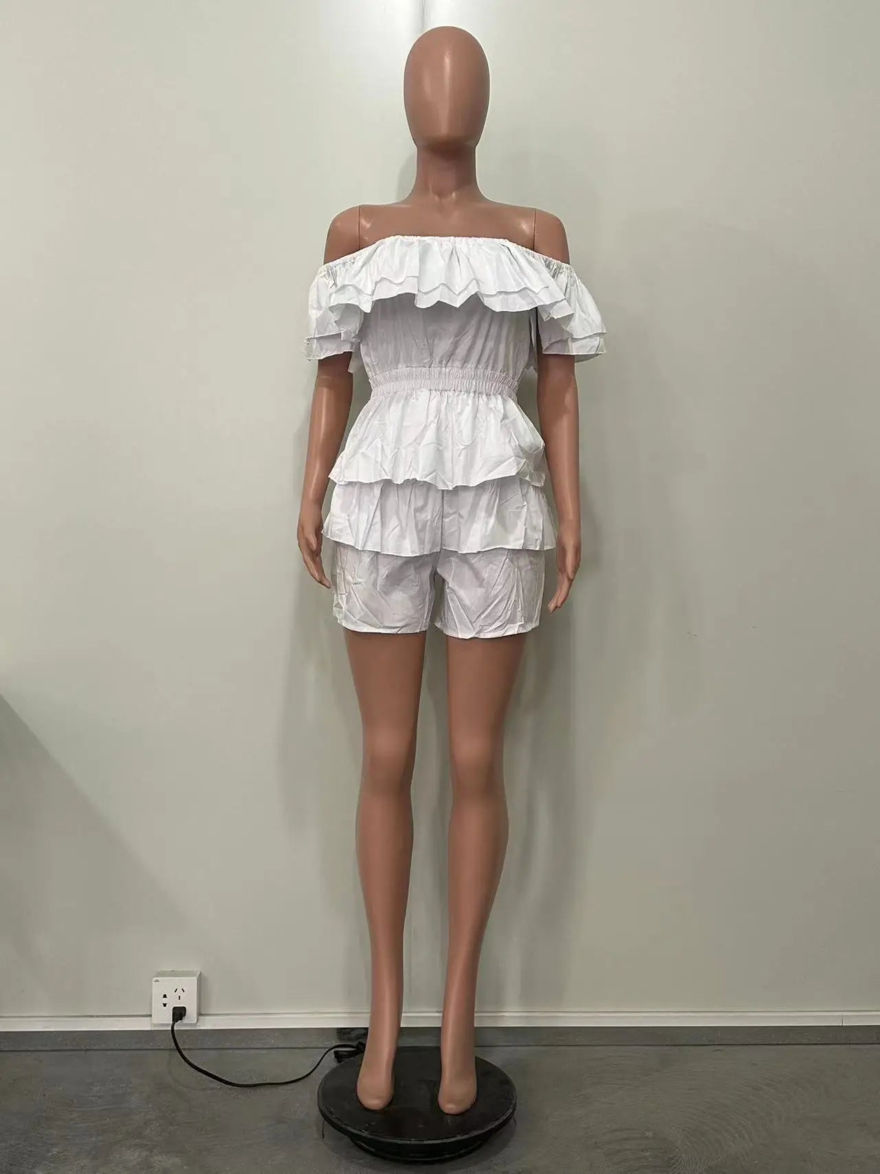 Women's Jumpsuits Elegant Women Playsuit Sexy Off Shoulder Ruffles Slim Short Jumpsuit 2025 Summer Fashion Ruffle Rompers Female