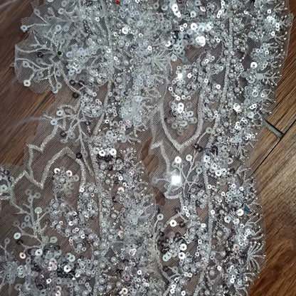 Customized Bridal Sparkling Pearl embroidery Luxury Veil Cathedral with Comb Headcloth Wedding Headwear Accessories