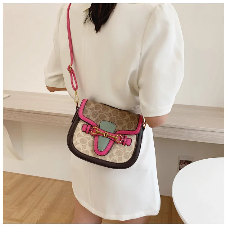 Women Retro Print Saddle Crossbody Bag Luxury Horse Bit Buckle Small Shoulder Bag Fashion PU Leather Ladies Daily Handbag