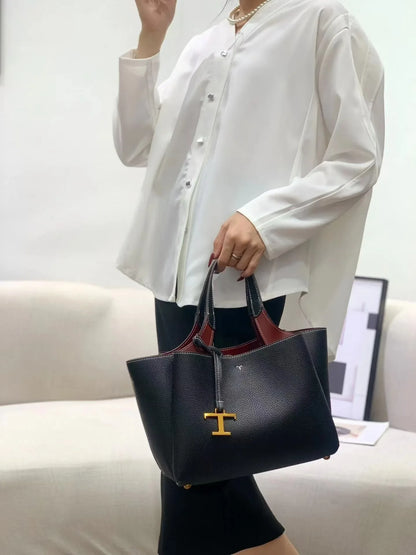 Elegant Shoulder Bag Handbags For Ladies Made Of Premium Leather - Famous Designer Luxury Brand Collection
