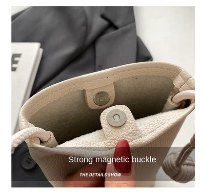 Women Leather Small Crossbody Bag Designer Cell Phone Bag Lightweight Fashion Shoulder Bag Ladies Travel Purse