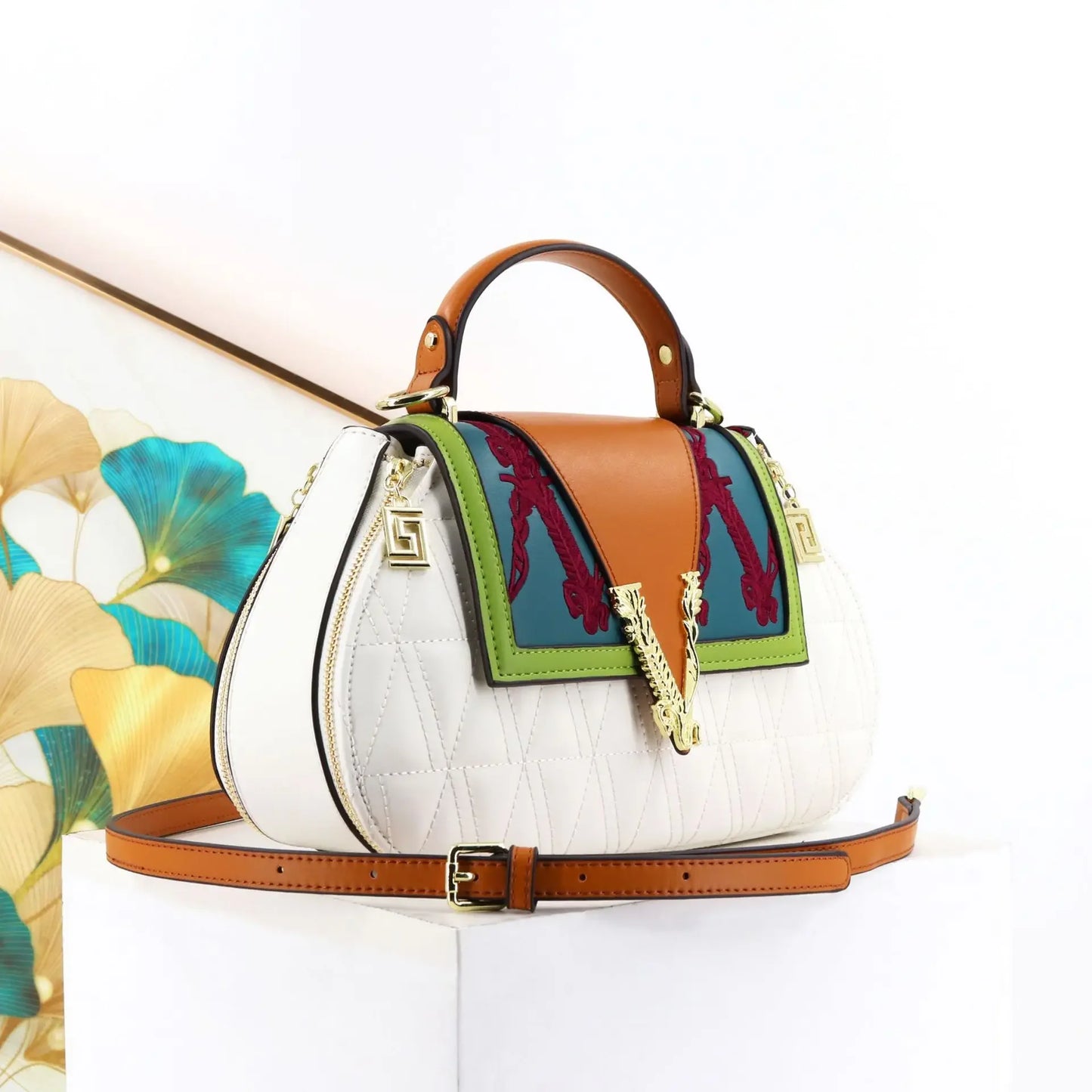 Luxury Women's Bag with V Ladies Leather Handbag Female Shoulder Bag Diamonds Crossbody Luxury Handbags Women Embroidery Bags