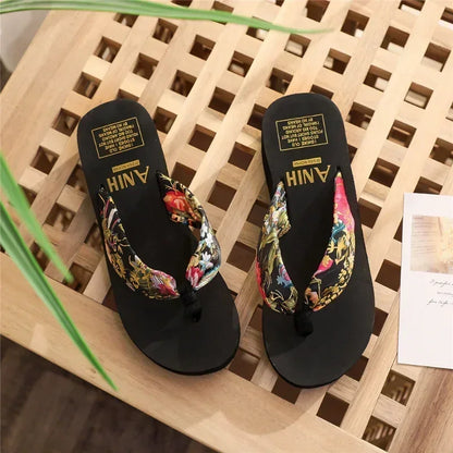 2026 Fashion Women Flip Flops Summer Beach Platform Slippers Casual Outside Wedges Sandals Summer Women Shoes