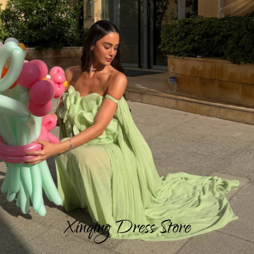 Elegant Flowers Off the Shoulder Evening Dress Delicate Watteau Train Strapless Customized Celebrity Gowns Soft Chiffon Gown