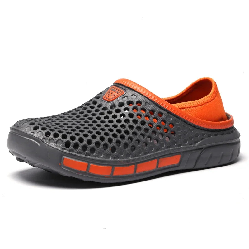 Summer Outdoor Men's Slippers Garden Clogs Male Casual Shoes Fashion Luxury Sandals Comfort Home Soft Slippers 40-47