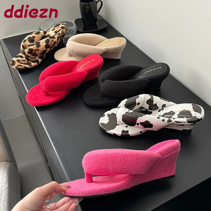 New Footwear Flock Women Wedges Slippers Flip Flops Shoes Fashion Round Toe Ladies Wedges Slippers Shoes Female Sandals Slides
