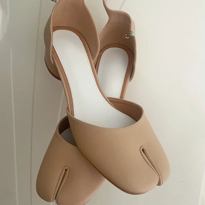 Luxury Design Fashion Split Toe Shoes 2025 High Quality Red Women Tabi Pumps Genuine Leather Low Heels High Heels