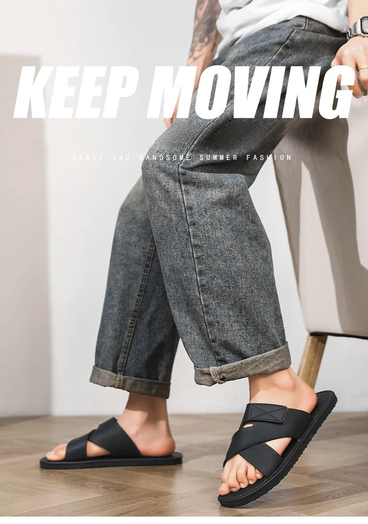Men's slippers 2026 new summer leisure Korean fashion sports sandals light and comfortable flat bottom plus size sandals 46