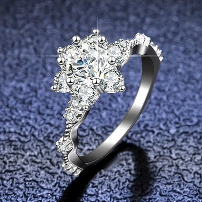 5Ct Moissanite Women's Ring PT950 Platinum Snowflake Crown Design Premium Texture Royal Style for High-End Galas