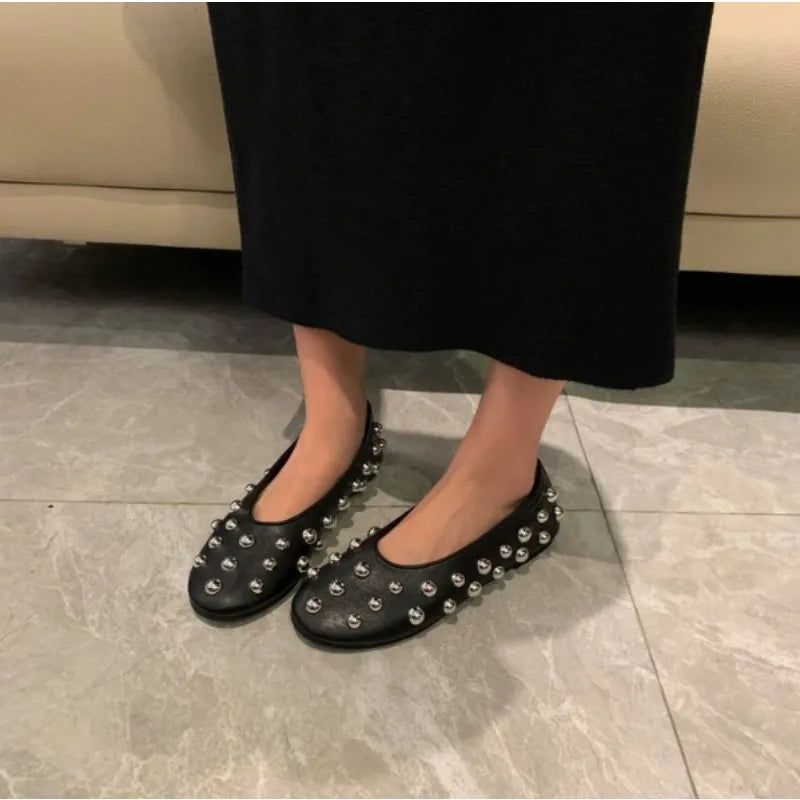 New Rivet Round Head Flat Shoes Luxury Black Leather Sandal Ballet Sandals Silver Ball Metal Hollow Mary Jane Shoes 35-42