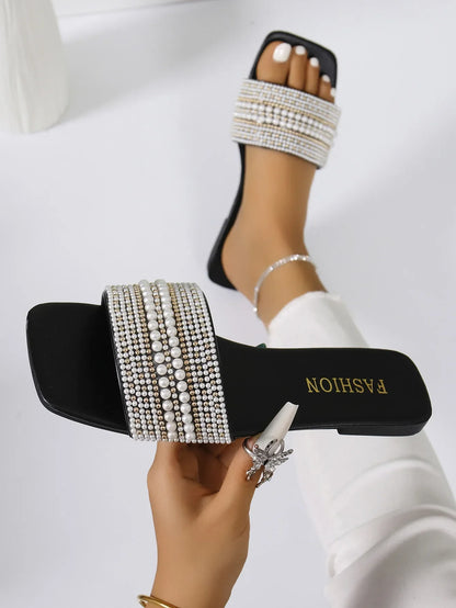 Women's Flat Bottom Sandals 2025 Summer New Style Beaded Rhinestone Shoes Womens Outdoor Fashion Slippers