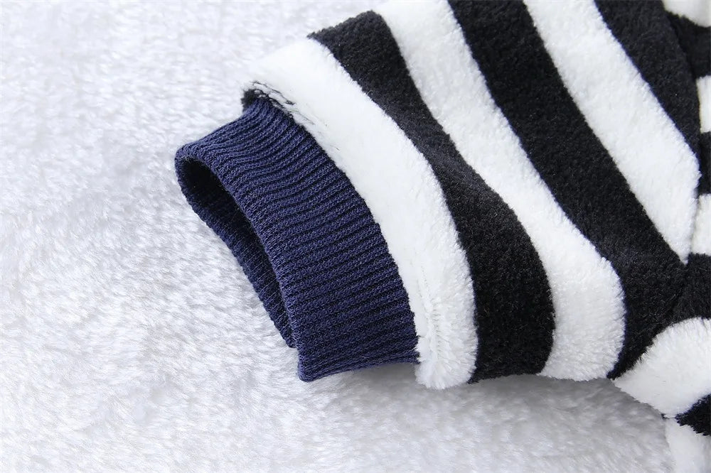 Autumn Winter Pet Dog Soft Fleece Clothes Warm Jumpsuit Coat for Small Medium Large Dog Cat Puppy Jacket Sweater with Leash Ring