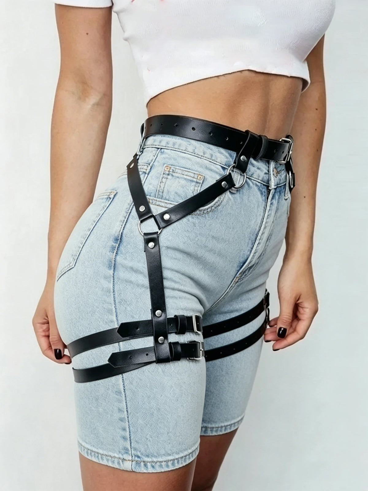 Women's Gothic Punk PU Leather Thigh Leg Harness Belt Adjustable Straps Streetwear Costume Accesssories