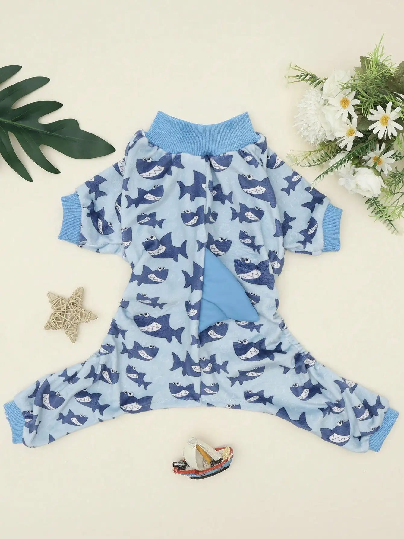 1pc Three-Dimensional Shark Fins Dog Clothes Cute Shark Print Pet Four-Legged Clothes For Dogs Autumn And Winter Warm Jumpsuits