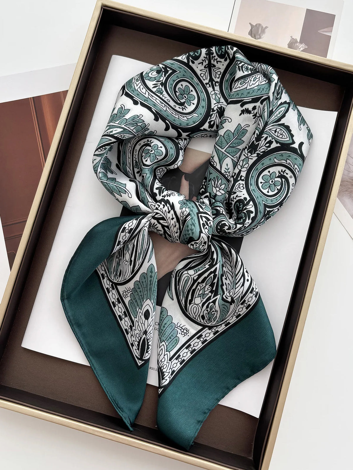 2026 New Elegant Fashion 70X70cm Printed Women's Scarf Silk Scarf Square Shawl Decorative Headband Neck Luxury Design Bandana