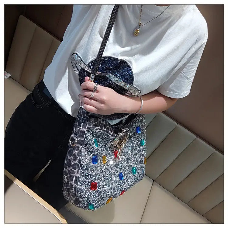 Luxury Genuine Leather Portable Women's Bag Leisure Large Capacity Diamond Tote Bag Shoulder Crossbody Bucket Bags Fashion 2026