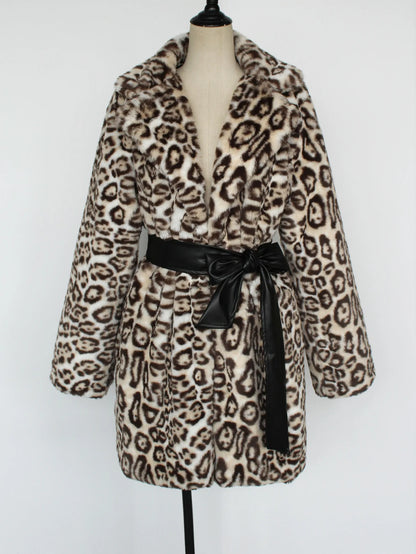 2026 Autumn Leopard Print Women Jacket Long Sleeve Thick Plush Warm Casual Coat Winter Soft Outwear Lady Turndown Collar Coat