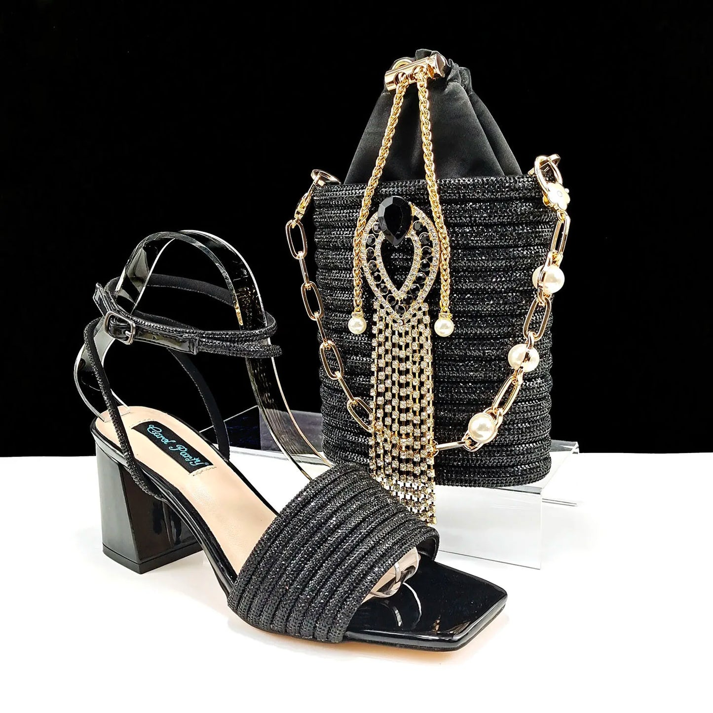 Stylish And Special Olive Bright Bag Match Women's Sandals Set With Big Diamond Tassels And Long And Short Double Chains
