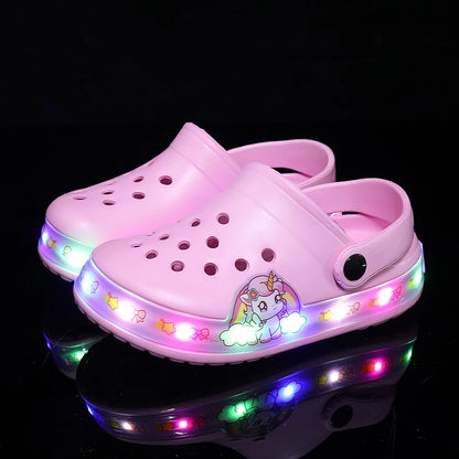 Light Sandals for Girls Pink Cartoon Printing Summer Beach Kids Shoes Outdoor Non-slip Classic Design Children's Casual Clogs