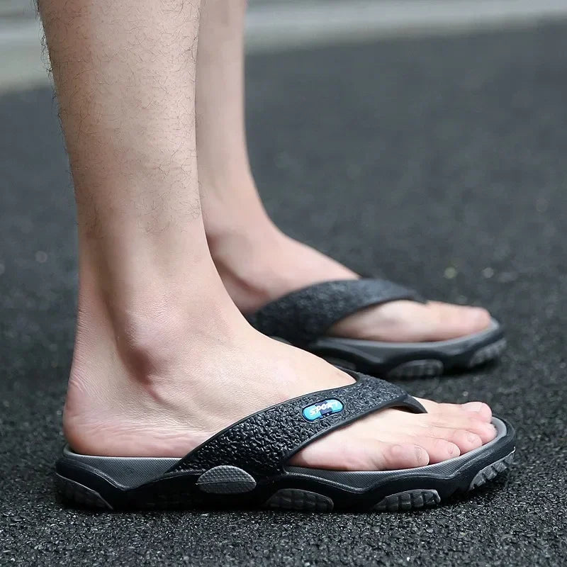 Mens Slippers Lightweight Sandals Summer Flip Flops Breathable Beach Shoes Sandals Men Luxury Flip Flops Breathable Men Slides