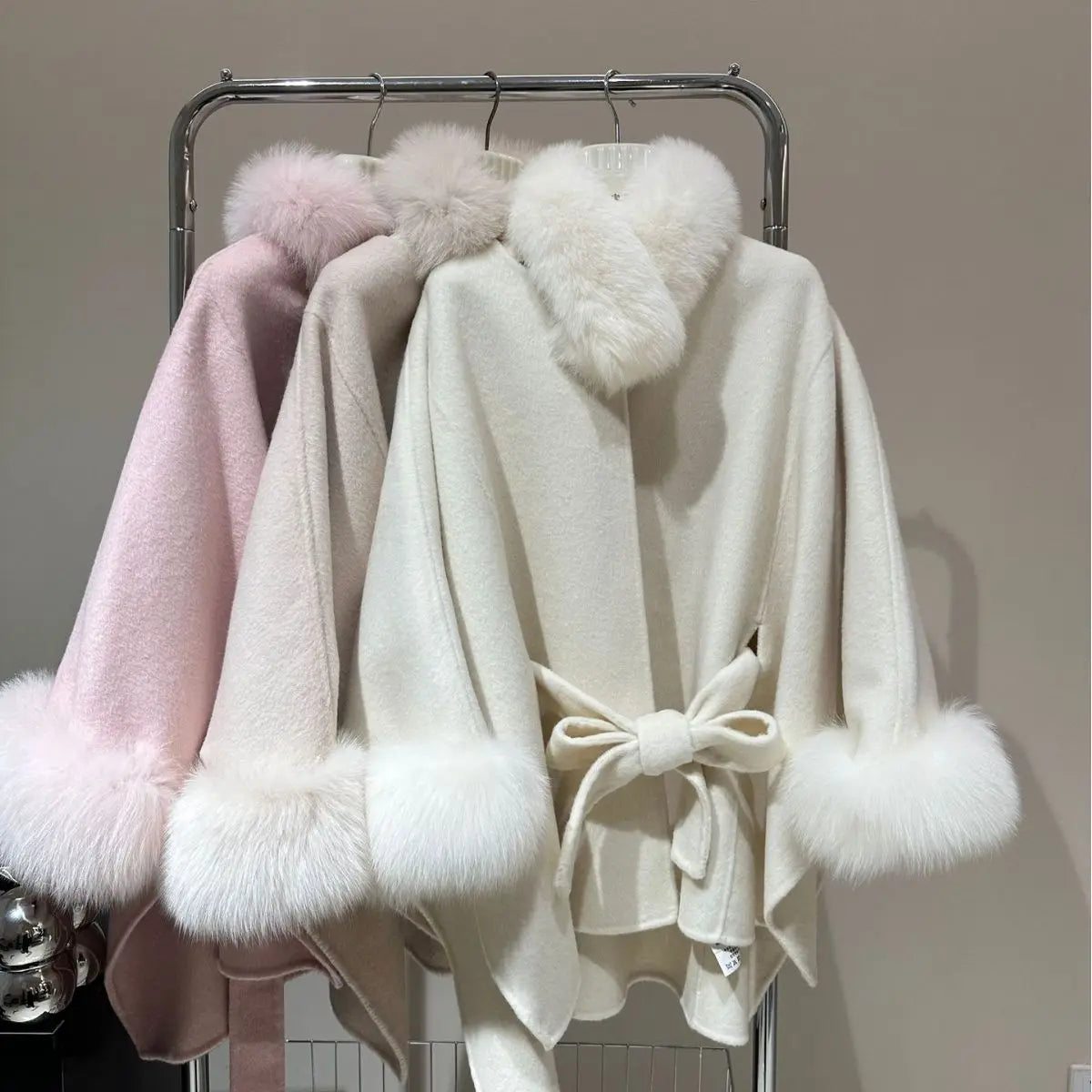 Real Fox Fur Overcoat Bat Sleeves Collar Woolen Coat Luxury Cashmere Poncho Blend Women Autumn Winter New Long Ribbon Cloak