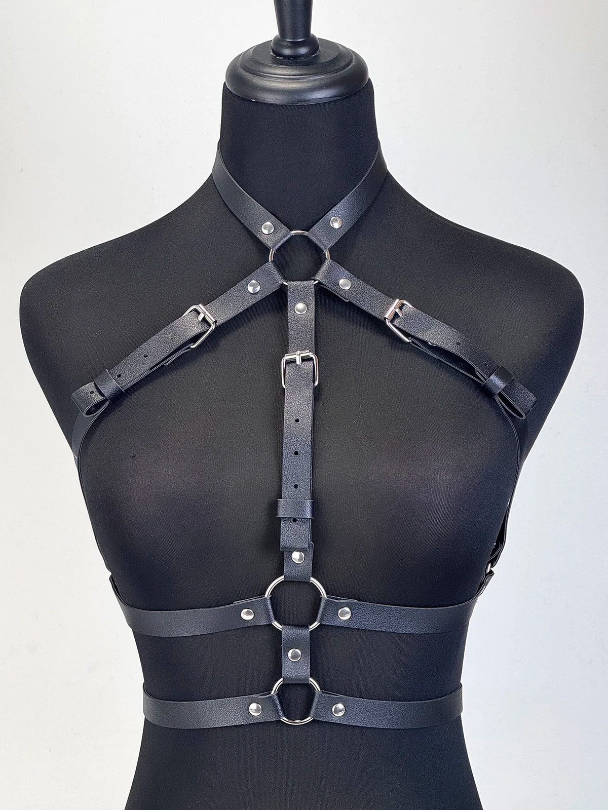 Women Fashion Belt PU Leather Body Shoulder Armor Chest Harness Sword Belt Shoulder Strap Harness Women Clothing Open Cage Bra