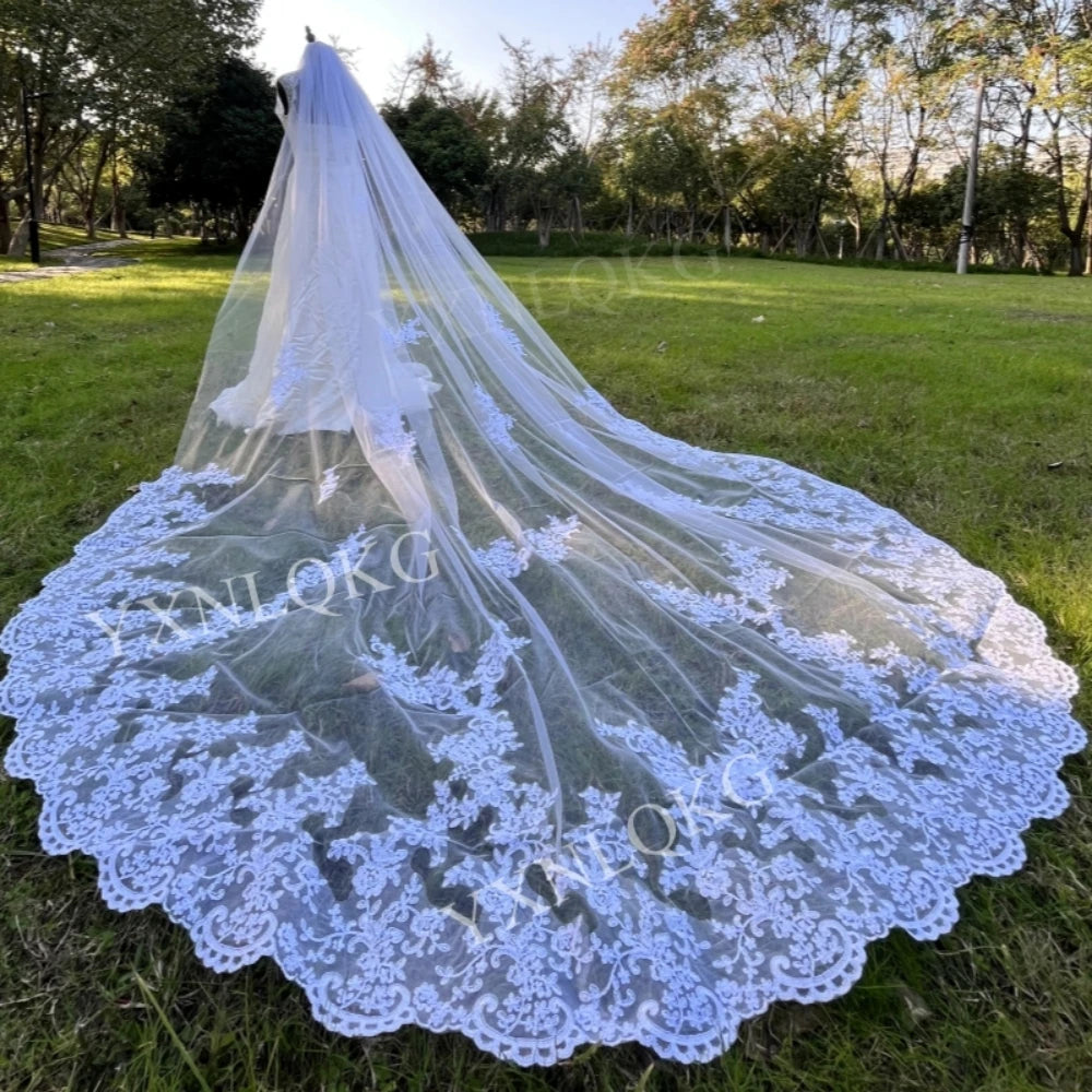 White Ivory Bridal Veil 3 m 4 m 5 m One Layer Wedding Veil With Comb Lace Bridal Veils Appliqued Cathedral Wedding Accessorie
