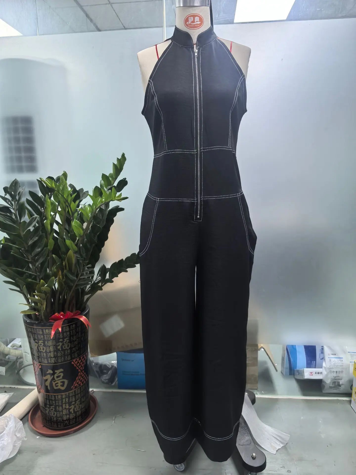 Spring Autumn Fashion Rompers Jumpsuit Women Loose Off-shoulder Zipper Pockets Wide Legs Trousers Overalls Sleeveless 64034